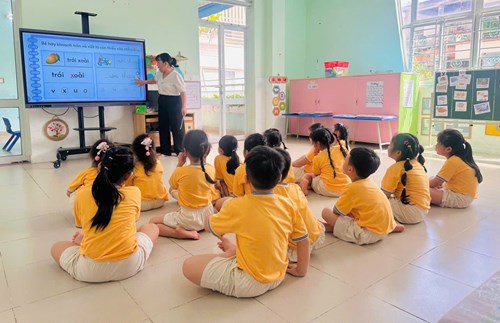 Chuyên đề Thiết kế các hoạt động làm quen chữ viết cho trẻ mẫu giáo tại lớp Lá 1