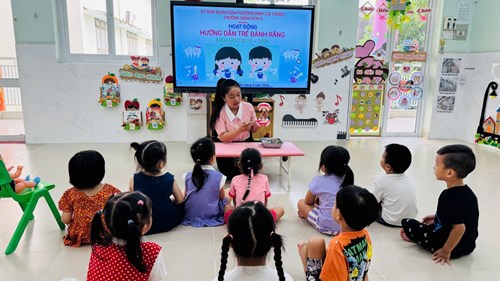 Chuyên đề  Hướng dẫn trẻ đánh răng 