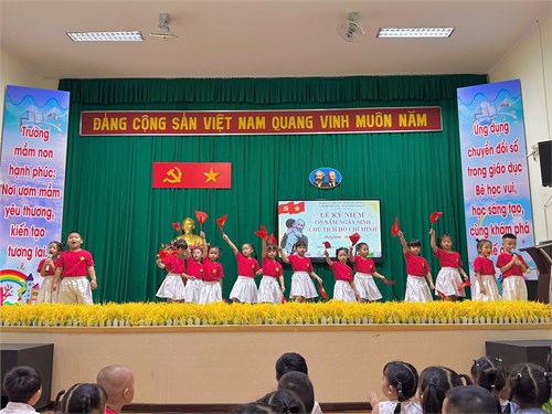 Trường mầm non cẩm tú tổ chức các hoạt động chào mừng kỷ niệm 135 năm ngày sinh chủ tịch hồ chí minh (19/5/1890 – 19/5/2025)