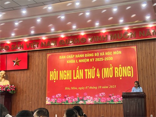 Bí thư chi bộ tham gia Hội nghị giao ban lần 4 tại Đảng bộ xã Hóc Môn